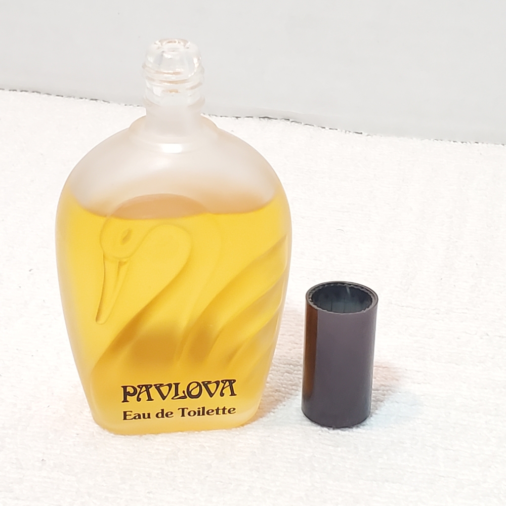 Vintage Pavlova by Payot Women Perfume Splash 2.0 oz Eau de Toilette Swan Bottle